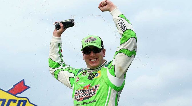 Kyle Busch rises to challenge, rolls toward Chase