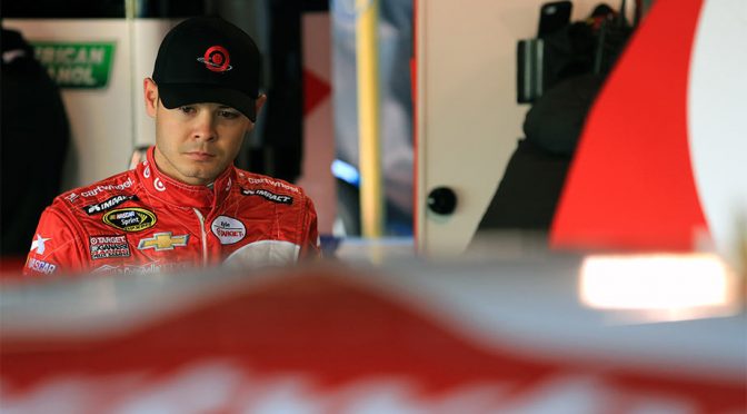 Featured Image for Kyle Larson cleared to return to competition