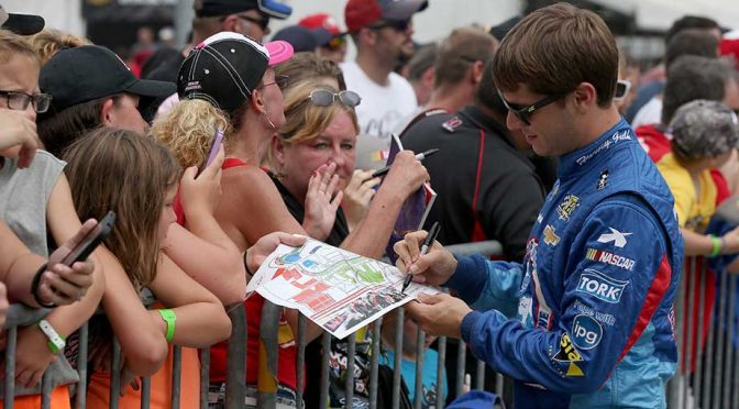 Cassill loses eight pounds in Brickyard 400