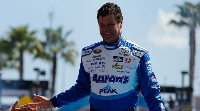 Michael Waltrip to drive No. 55 at Talladega