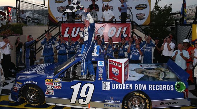 Featured Image for Late pass gives Tyler Reddick victory at Dover