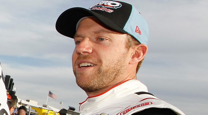 Regan Smith's Darlington look honors past champion