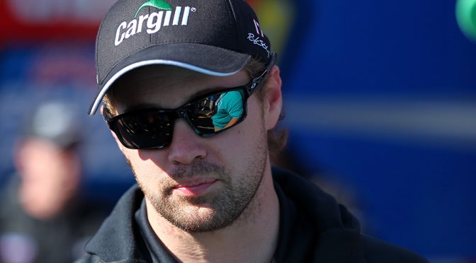Stenhouse Jr.: Watching the race is 'never any fun'