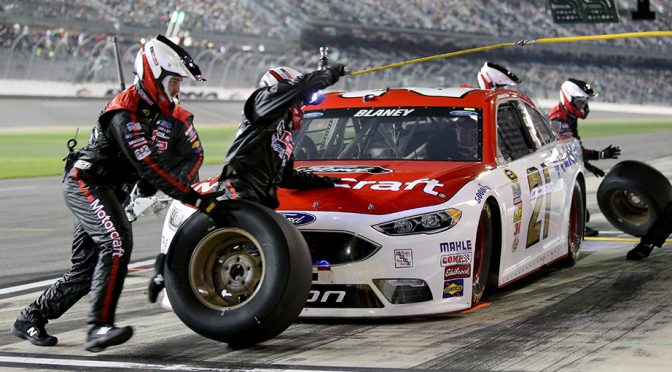 Pit Talks: Wood Bros. crew member misses first race in 26 years