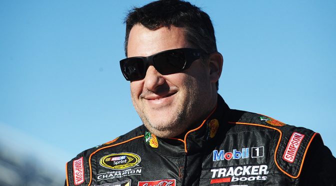 Tony Stewart deflects question about Chili Bowl altercation