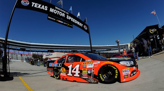 Featured image for Tony Stewart tops 200-mph mark in qualifying