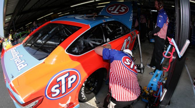 Featured image for Drivers, teams react to Darlington's reduced-downforce package