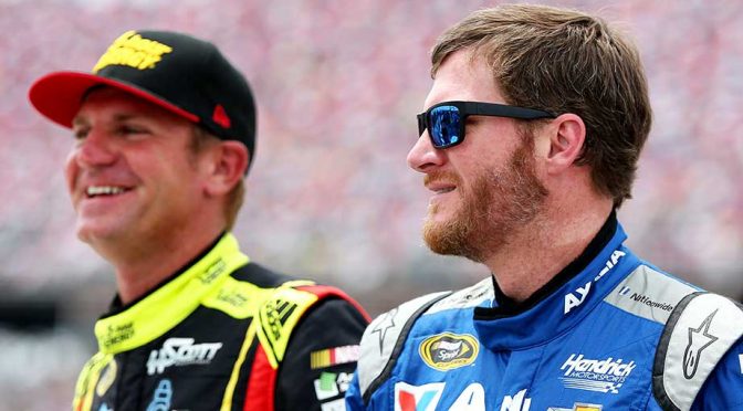Clint Bowyer to drive for JRM at Chicagoland