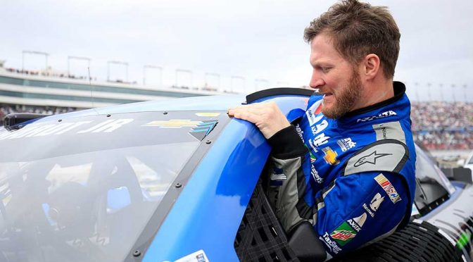 Featured image for Earnhardt Jr. pledges to donate brain to science