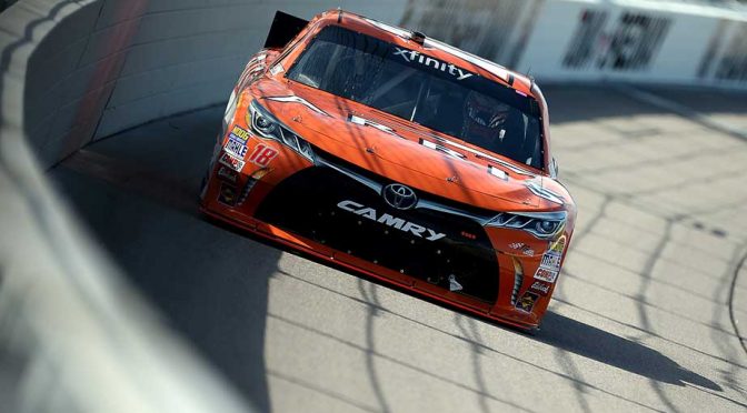 Suarez soars past Blaney for Iowa pole