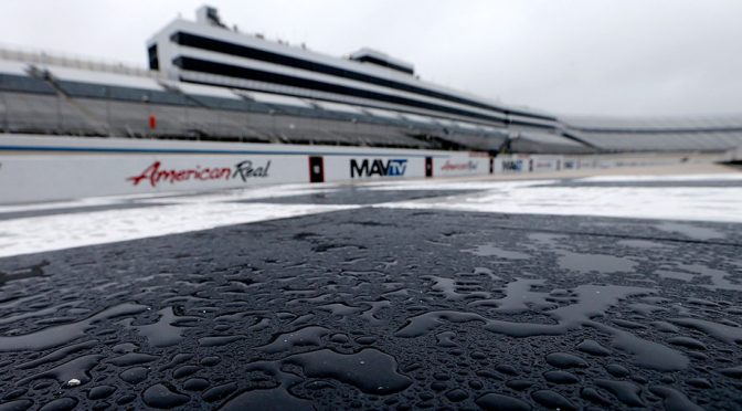 Featured image for Hurricane Joaquin potential threat to Dover on-track activity