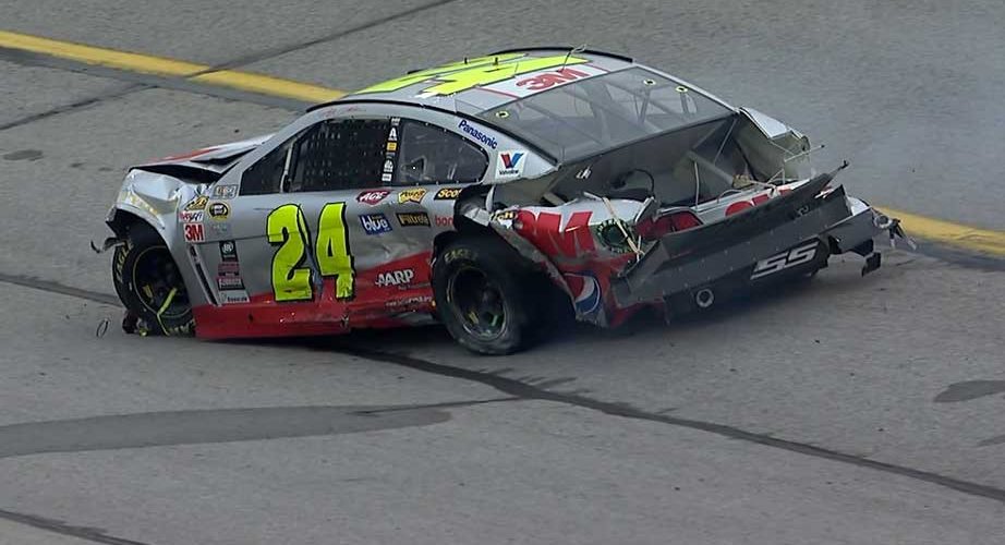 Gordon facing early deficit after Atlanta wreck Official Site Of NASCAR