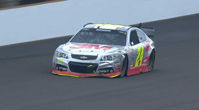 Jeff Gordon wrecks in final Indy appearance