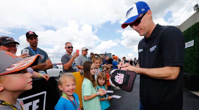 Featured image for Teams seek final rules clarity before Sprint All-Star Race