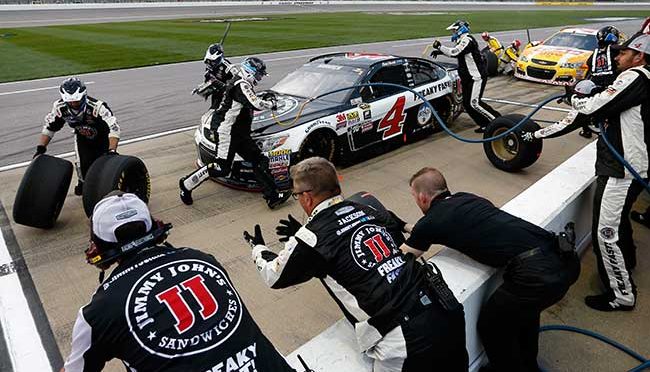 A hint into No. 4 pit stop struggles?