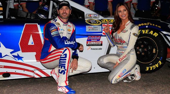Jimmie Johnson snags Coors Light Pole at Phoenix