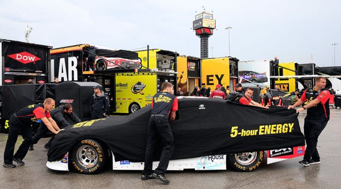 Featured Image for Live: Track Kansas Speedway weather updates
