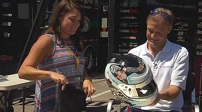 Kenny Wallace gets emotional surprise for final race
