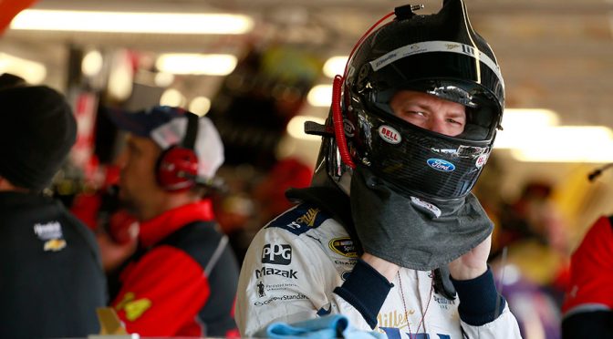 Keselowski leads opening practice at Kansas