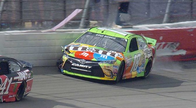 Kyle Busch's Chase hopes take big hit
