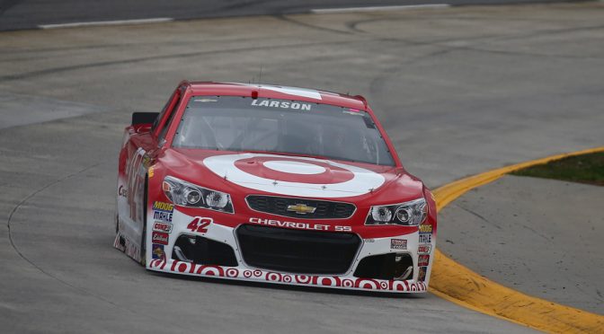 Larson, Kahne lead Cup practices at Martinsville