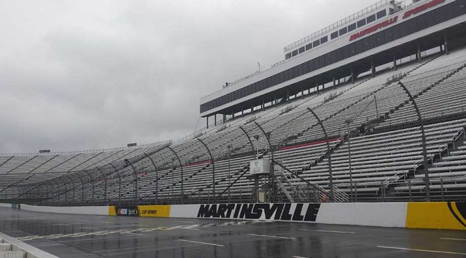 Rain delays start of action at Martinsville