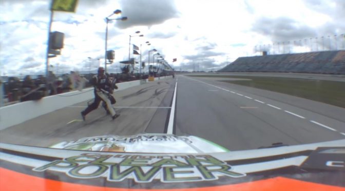 Hemric's pit crew takes hard hit at Chicagoland