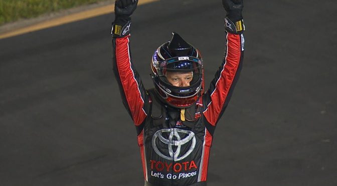 Erik Jones dominates in repeat win at Iowa