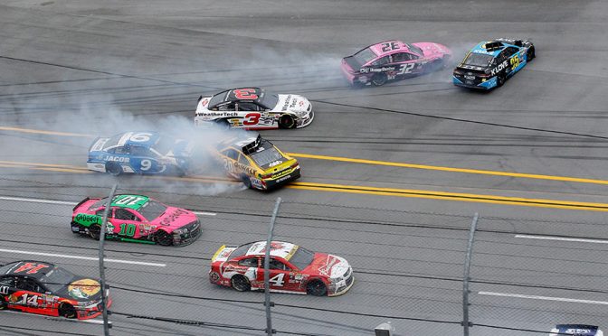 Drivers question Harvick's end-of-race wreck