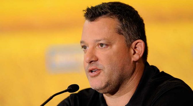 Tony Stewart to hold press conference Wednesday