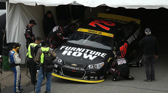Truex Jr. rallies, advances after starting from rear
