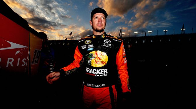 Featured Image for Truex Jr. comes up inches short of Daytona 500 win