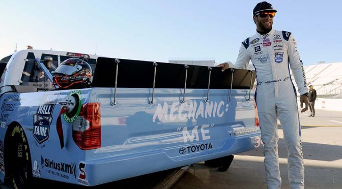 Wallace earns first Keystone Light Pole Award in No. 34