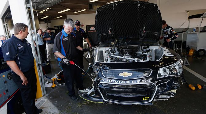 Multi-car wreck throws wrench into Daytona test