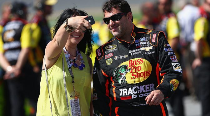 Stewart reverses slide, finds positives at Daytona