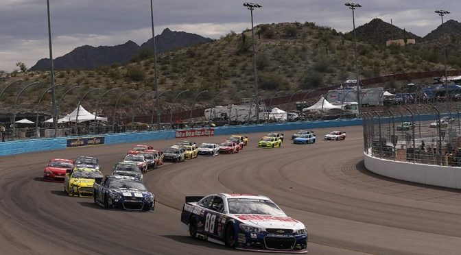 Lap-by-lap coverage from Phoenix
