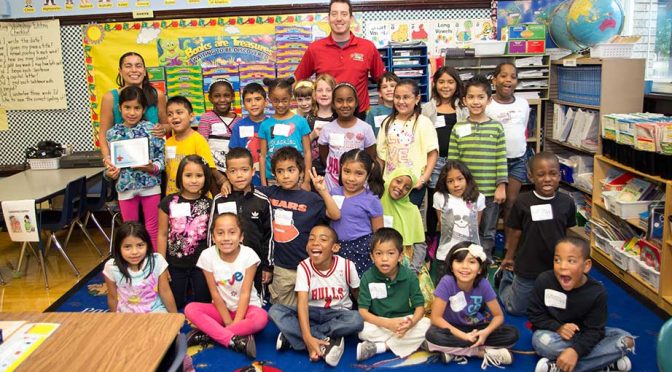 Kyle Busch schools young fans on Chase format