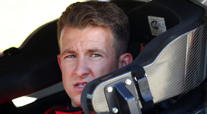 Phoenix Racing tabs Allmendinger for No. 51