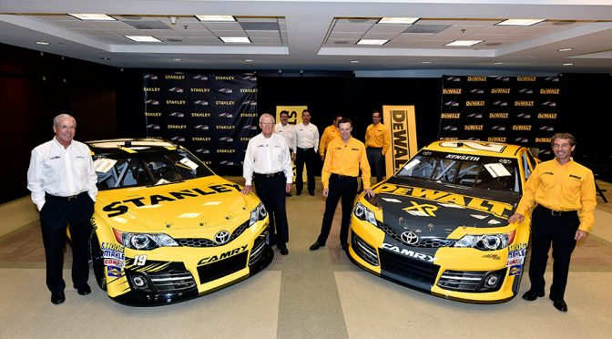 JGR announces new sponsors for Kenseth, Edwards