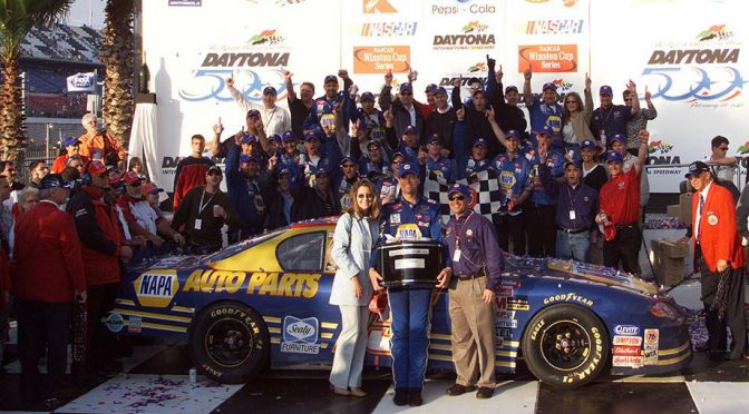 Featured image for Michael Waltrip to drive No. 30 in Daytona 500