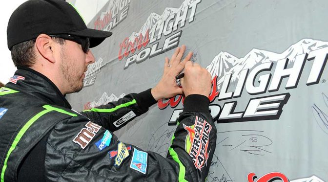 Kyle Busch wins Nationwide Coors Light Pole
