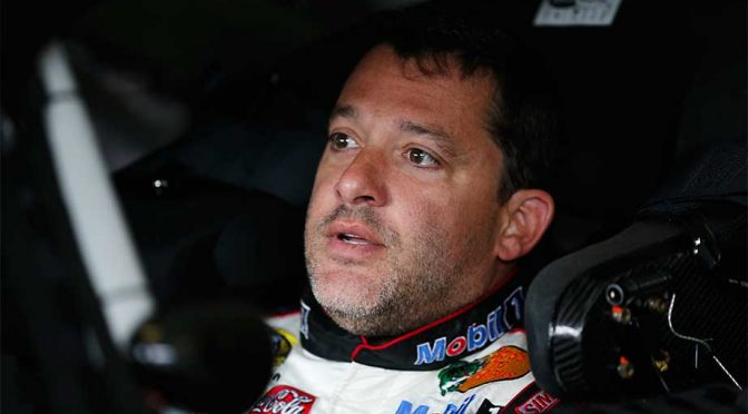 Tony Stewart involved in fatal sprint car incident