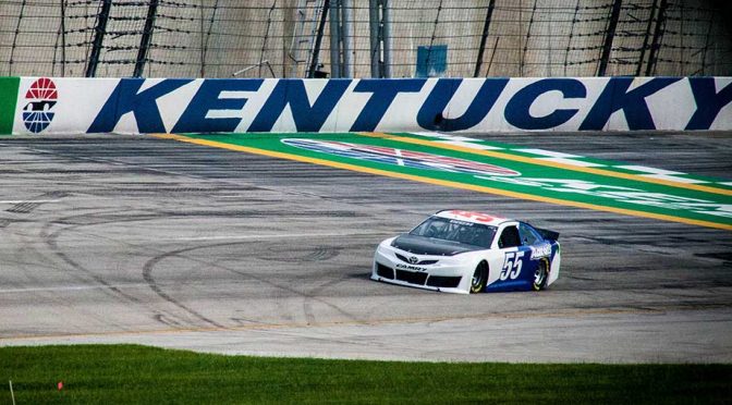 Vickers OK after crash at Kentucky test