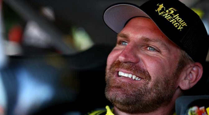 Featured Image for Bowyer tops final practice in Phoenix