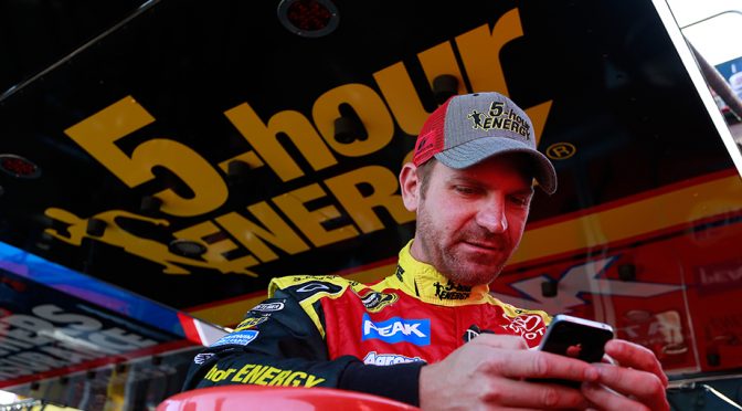 5-Hour Energy to back Bowyer in '14
