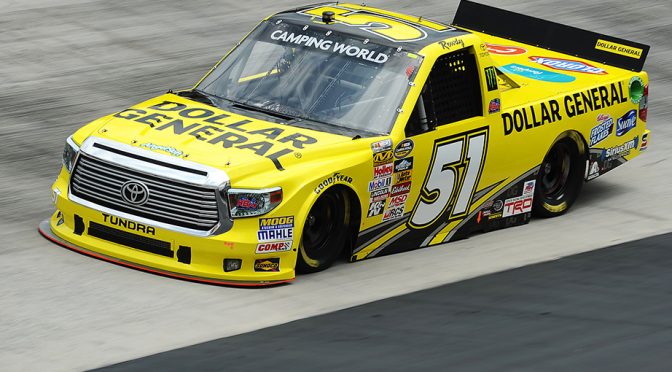 Kyle Busch wins Keystone Light Pole at Bristol