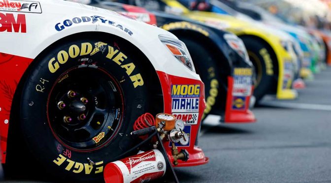 Coke Zero 400 resumes after weather delay