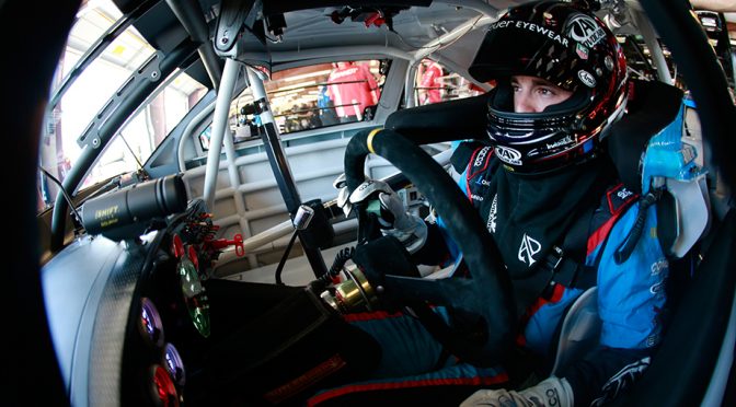 Notebook: Busy Dillon; Vickers two in a row?
