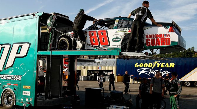 Featherlite extends deal with NASCAR