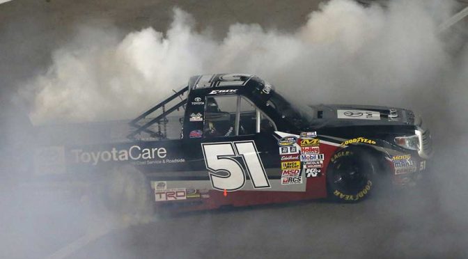 Erik Jones edges out teammate for Vegas win